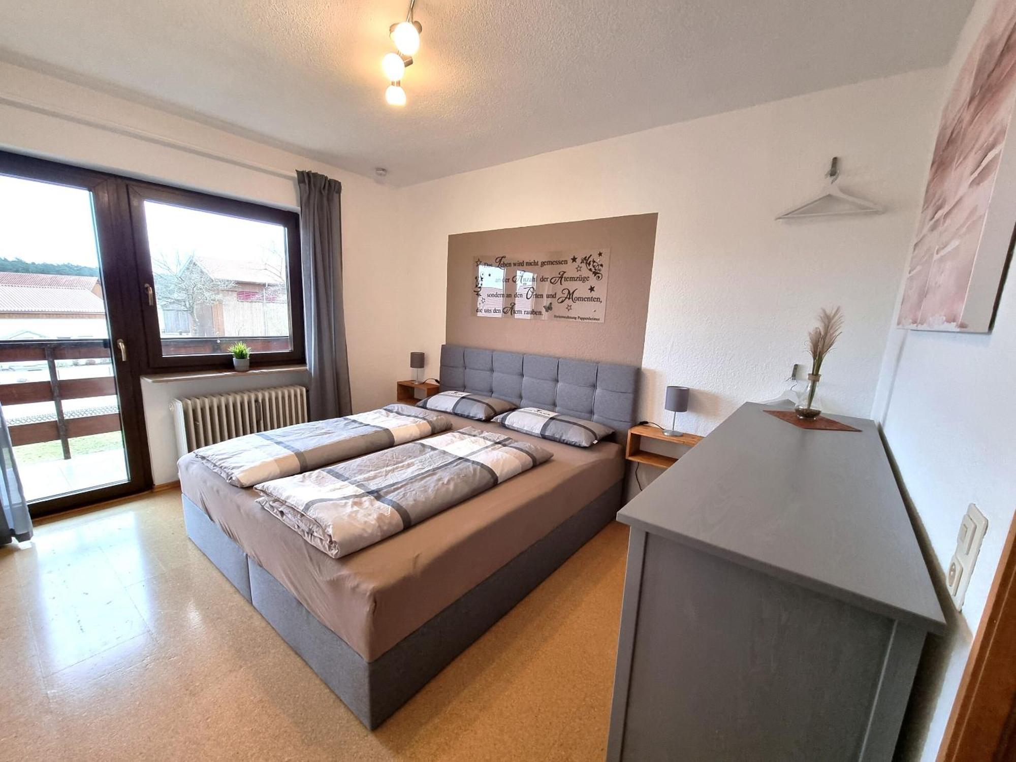 Ferienwohnungen Pappenheimer Oberlangfurth Esterno foto